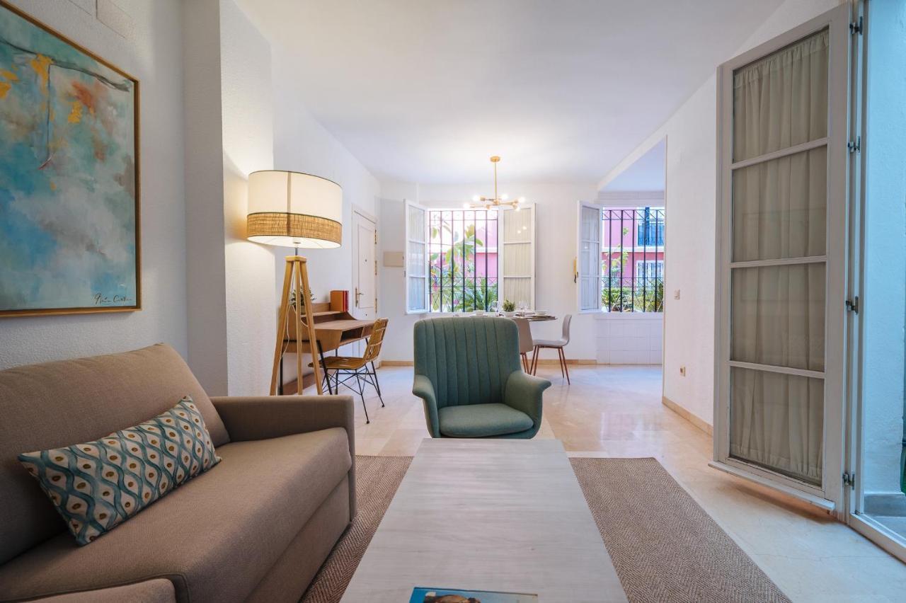 Lirio Suite Apartment - Private Parking Included Sevilla Dış mekan fotoğraf