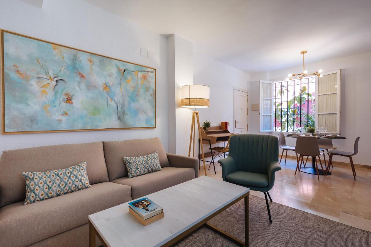 Lirio Suite Apartment - Private Parking Included Sevilla Dış mekan fotoğraf
