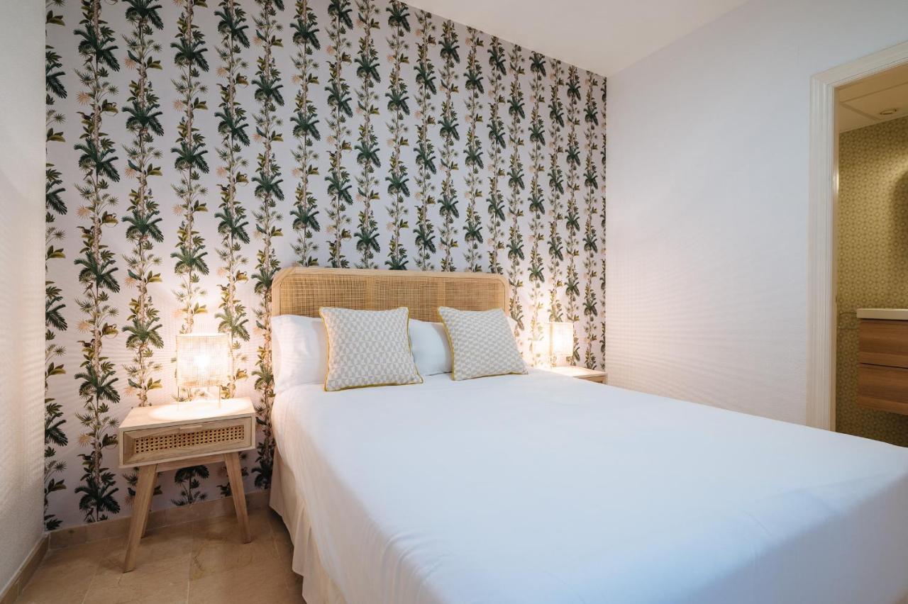Lirio Suite Apartment - Private Parking Included Sevilla Dış mekan fotoğraf