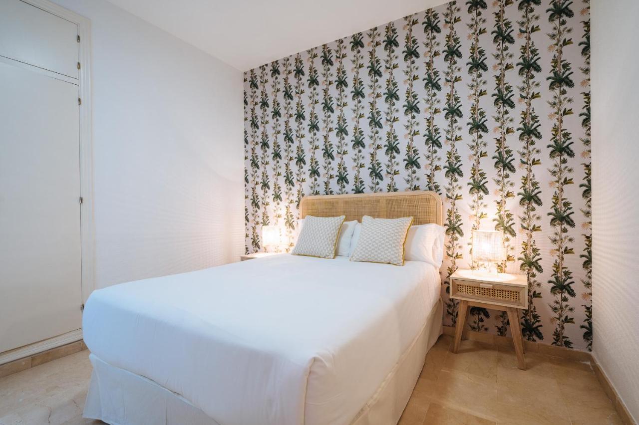 Lirio Suite Apartment - Private Parking Included Sevilla Dış mekan fotoğraf